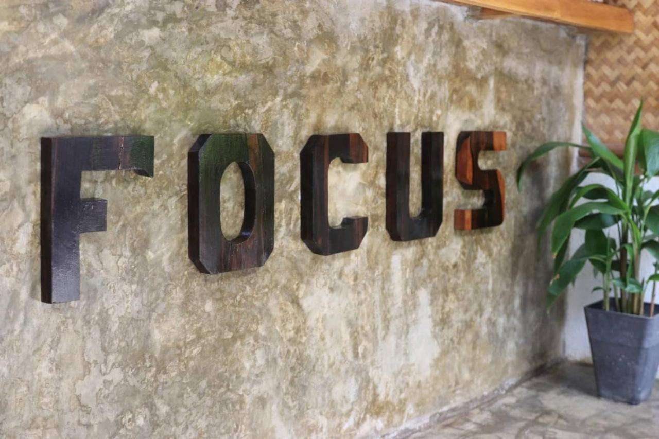 Focus 2* El Nido